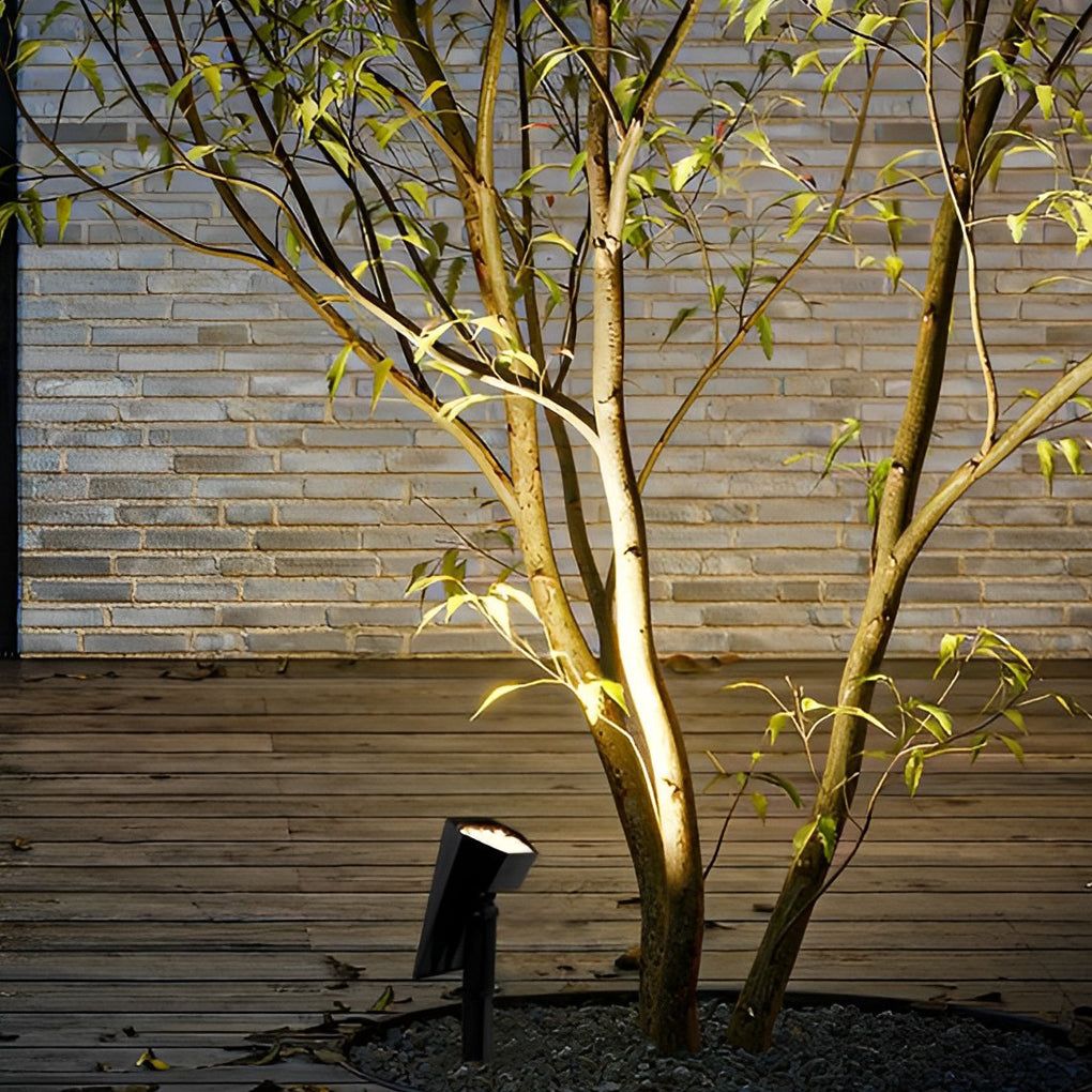 Illuminating Your Landscape: The Beauty of Outdoor Lighting