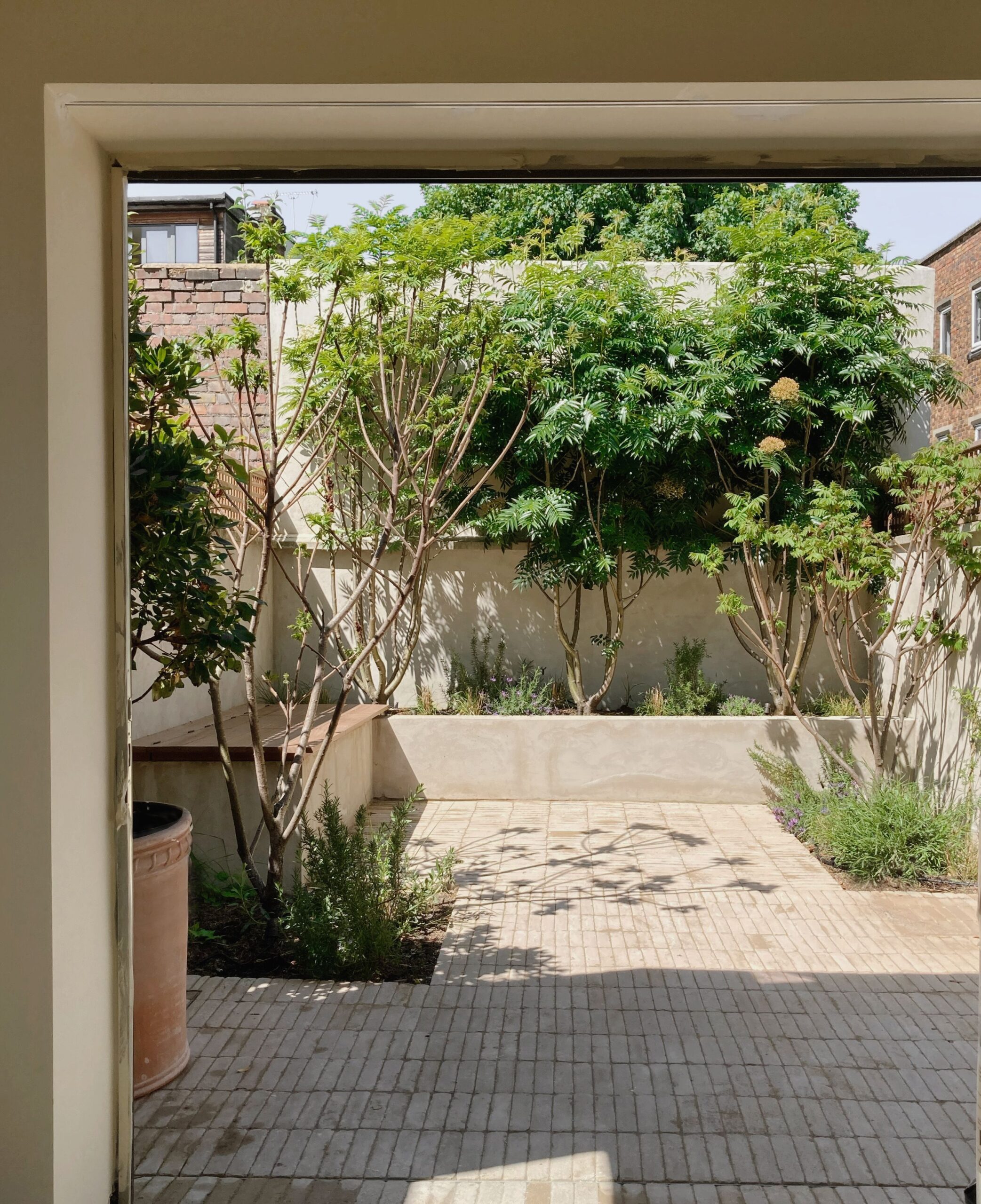 Innovative Courtyard Garden Design Concepts