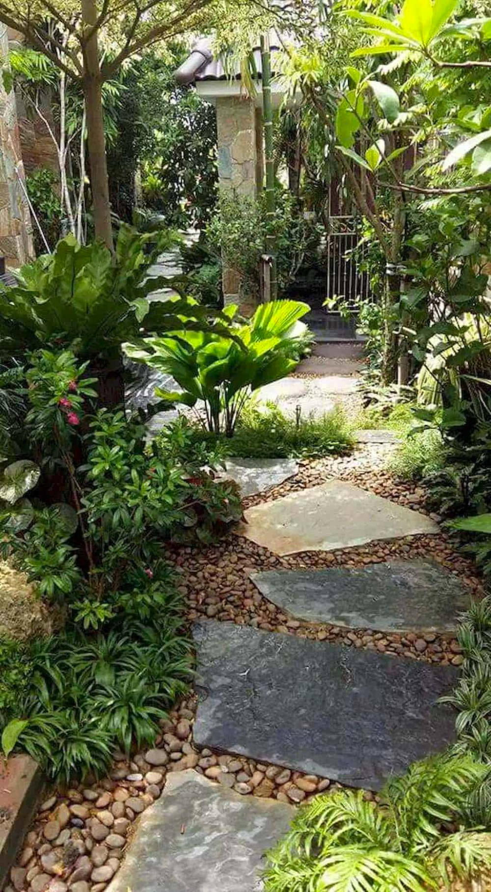 Innovative Garden Design Ideas using Stones