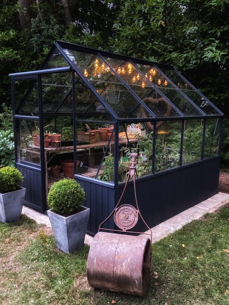 small garden greenhouse ideas