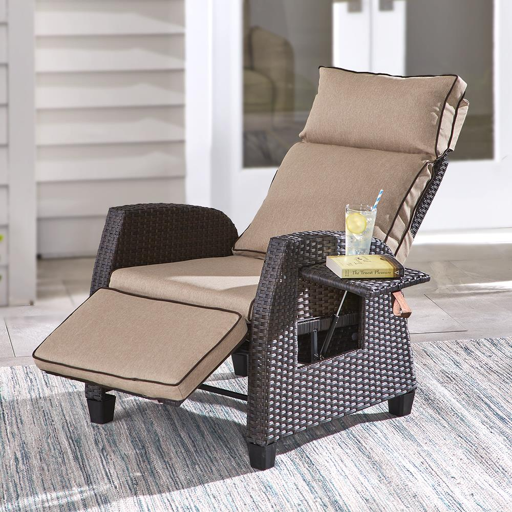 Relax in Style: The Ultimate Outdoor Recliner for Your Comfort