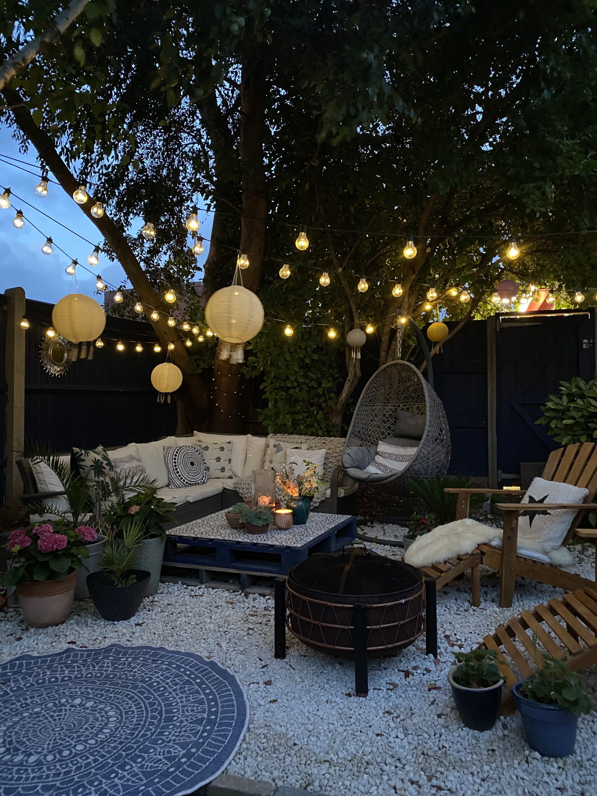 Sprucing Up Your Garden with Creative Decor