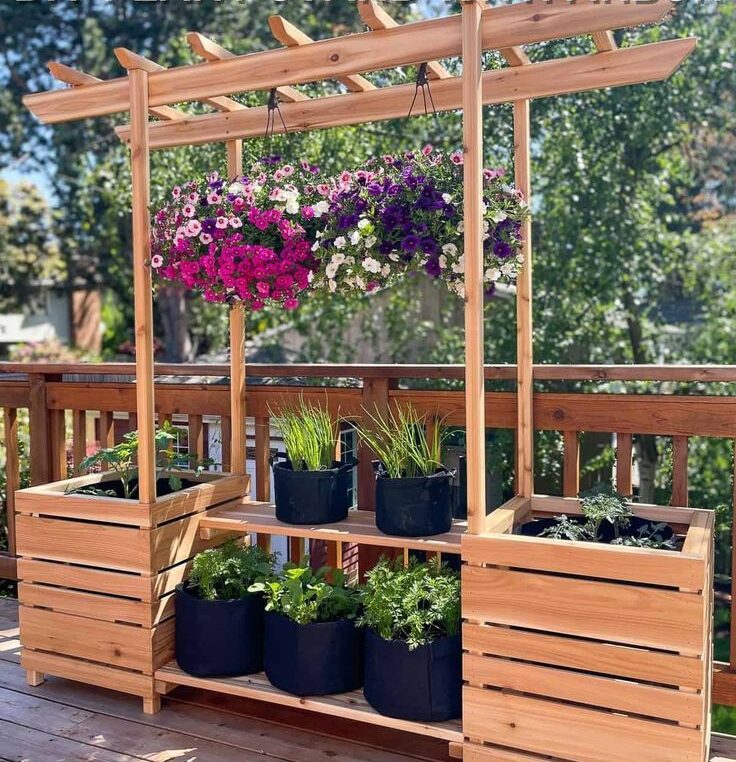 Stylish Garden Planter Stand: Elevate Your Greenery