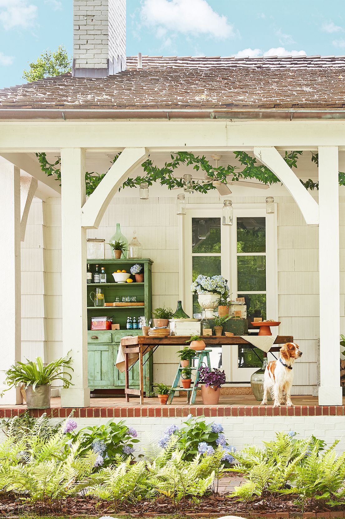 Stylish Ideas for Decorating Your Front Porch with a Cover