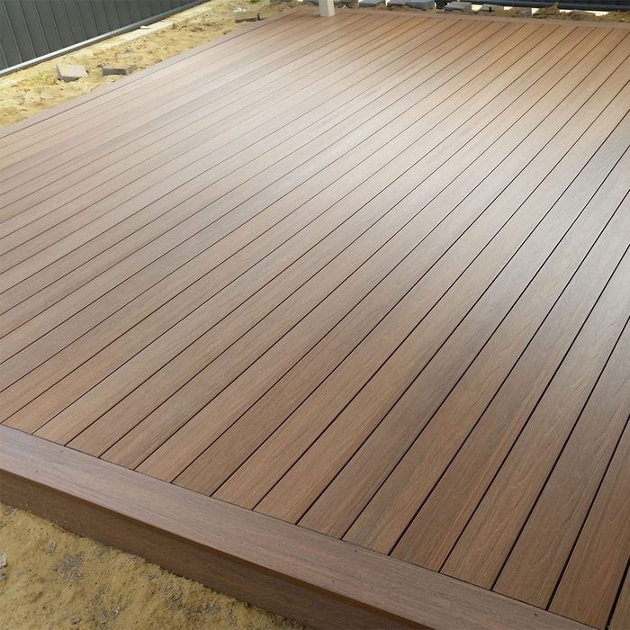 The Advantages of Composite Decking for
Your Outdoor Space