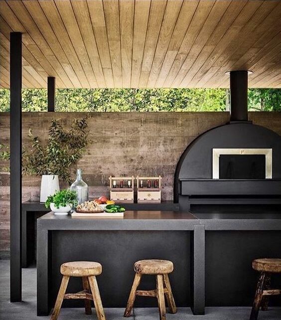 The Advantages of Having an Outdoor Kitchen