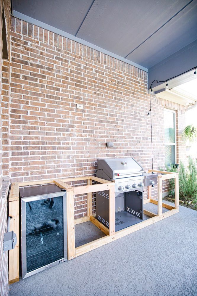 The Allure of Outdoor Kitchen: A Gathering Place for Food and Friends