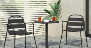 outdoor bistro set