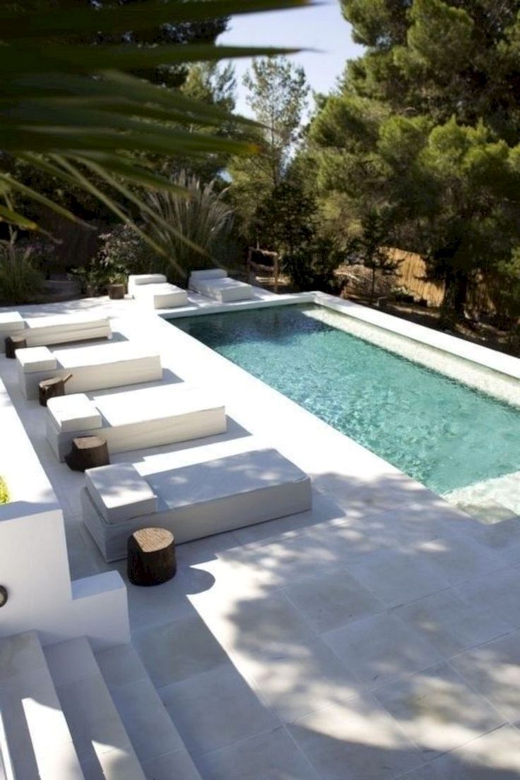 The Art of Crafting a Stunning Pool Design