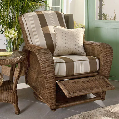 The Beauty and Durability of Outdoor Wicker Furniture