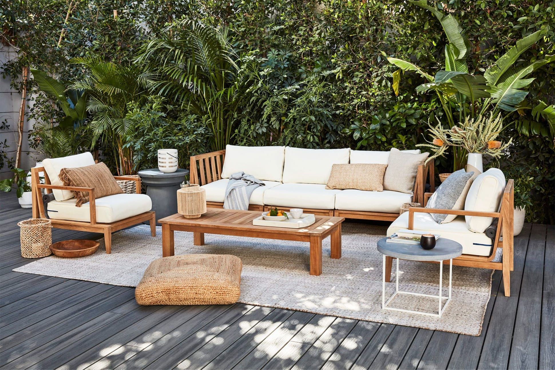 The Beauty and Durability of Teak Patio Furniture