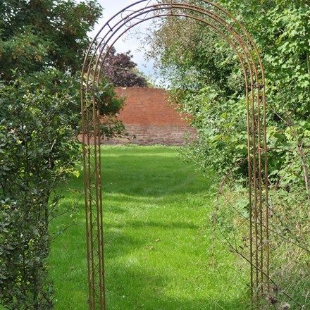 The Beauty and Elegance of Metal Garden Arches