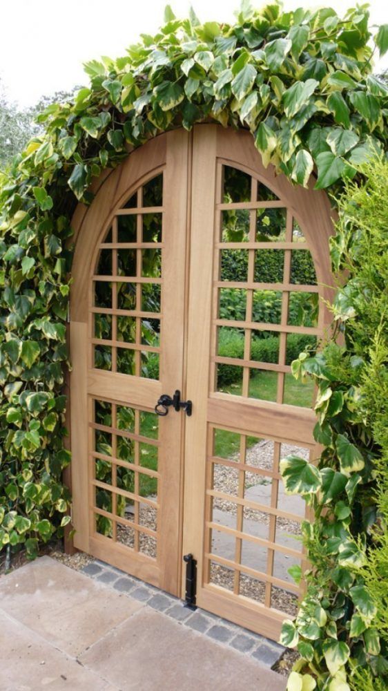 The Beauty of Garden Gates: Entryways to Serenity