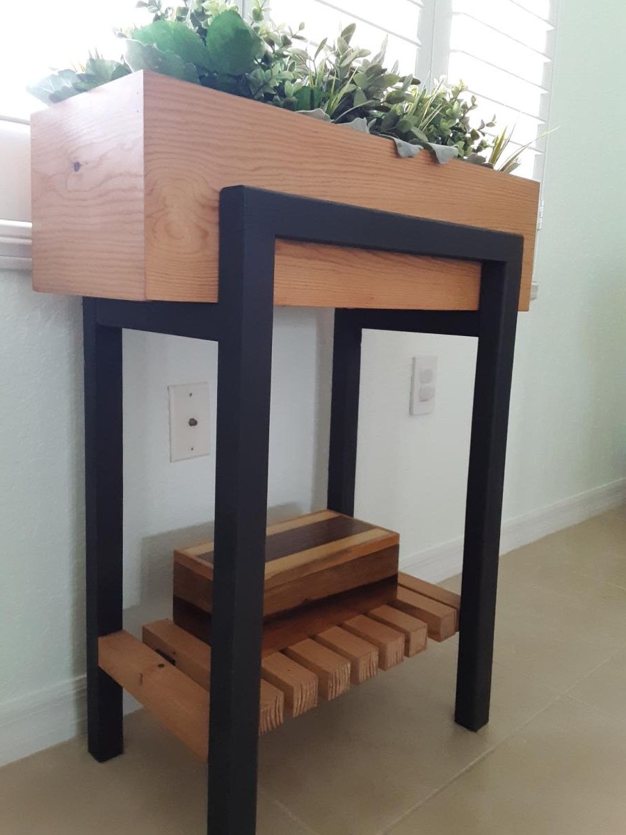 The Beauty of Garden Planter Stands