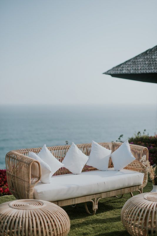 The Beauty of Garden Seating: Enhancing Outdoor Spaces with Stylish Furniture