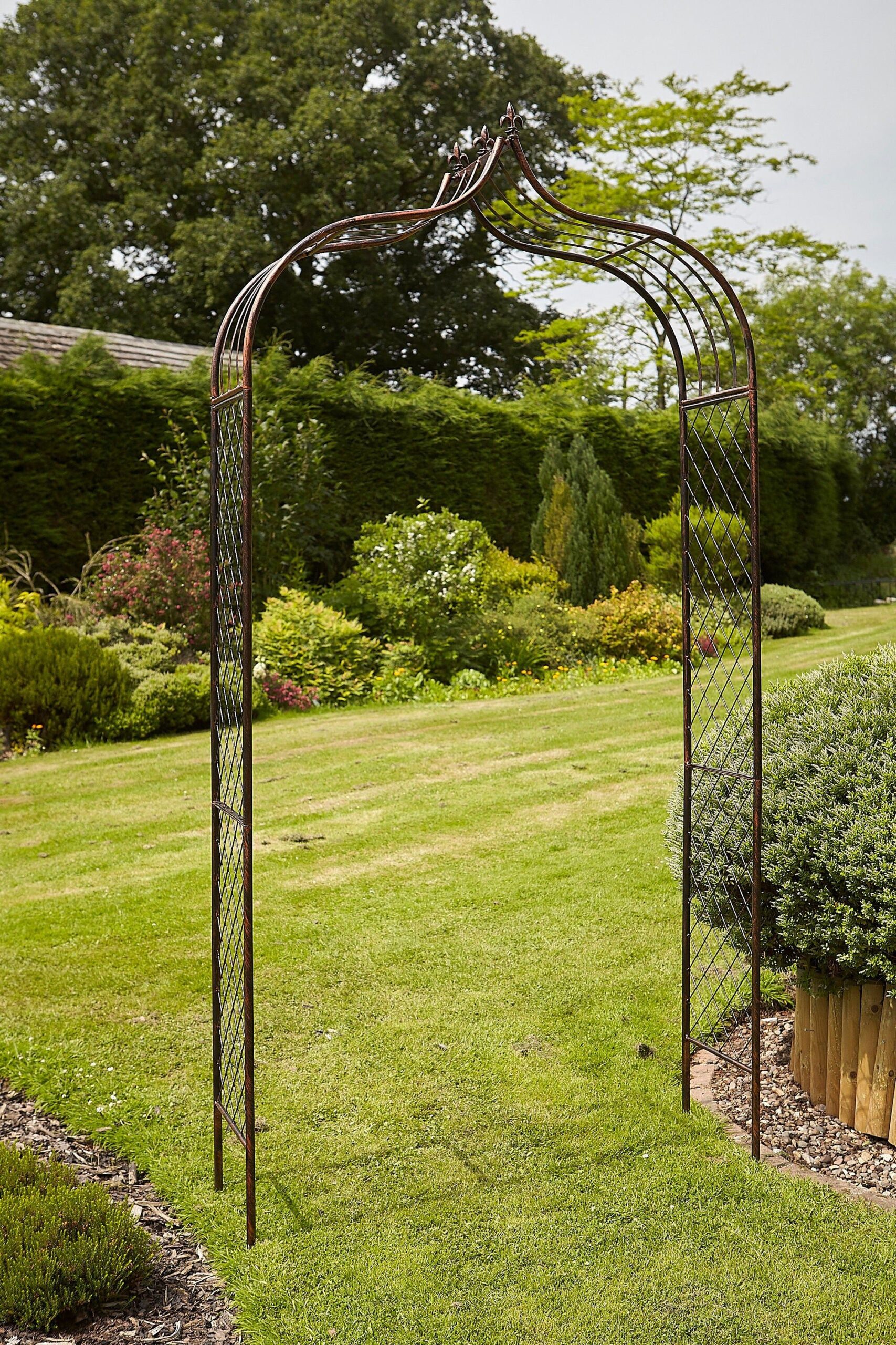 The Beauty of Metal Garden Arches