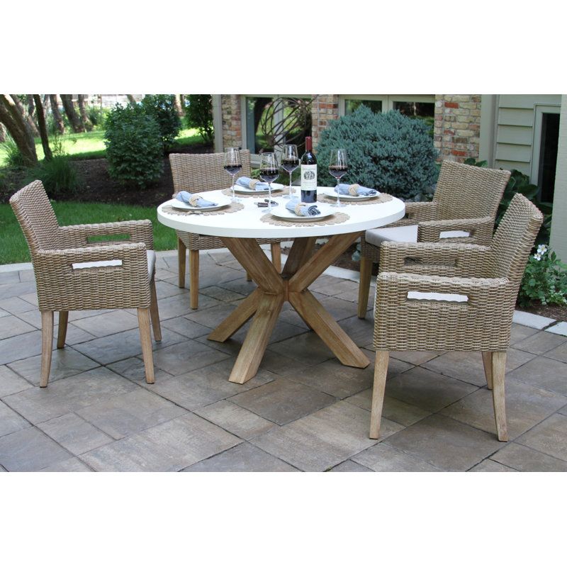 The Beauty of Outdoor Dining: Exploring Patio Dining Sets