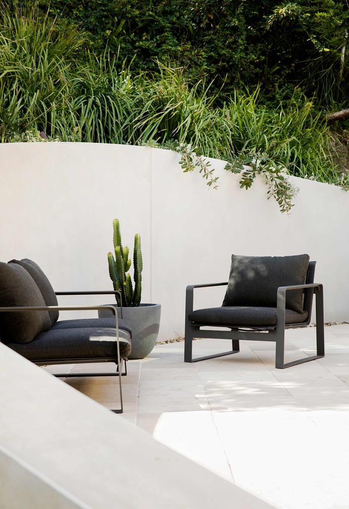 The Beauty of Outdoor Patio Furniture: Enhancing Your Outdoor Space