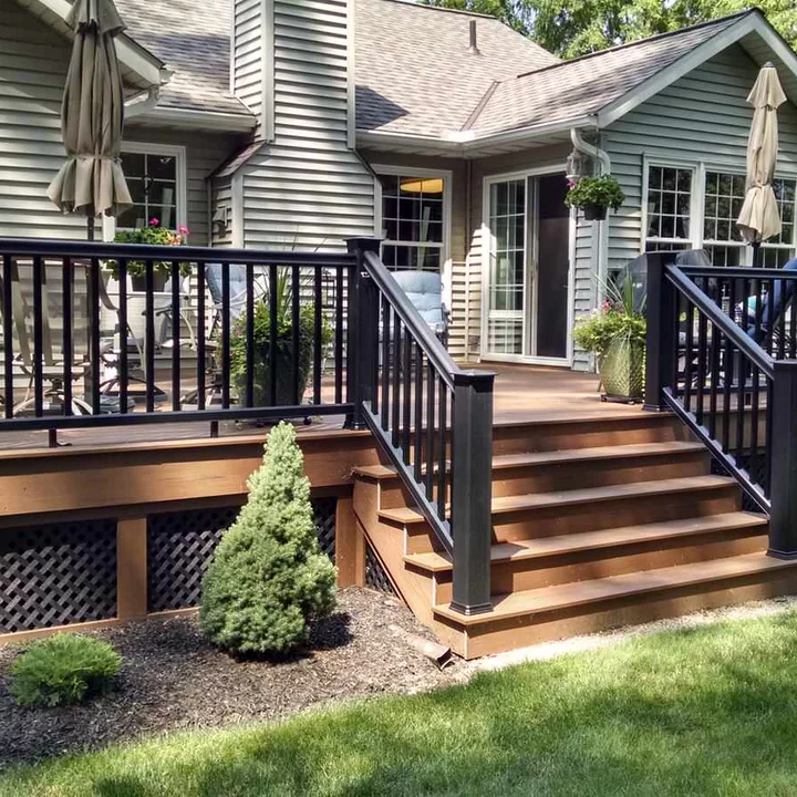 The Beauty of Patio Decks: Creating a Relaxing Outdoor Oasis