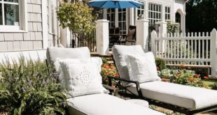 patio lounge chairs