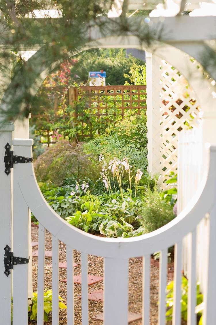 The Beauty of Petite Garden Gates: A Charming Entrance to Your Outdoor Oasis