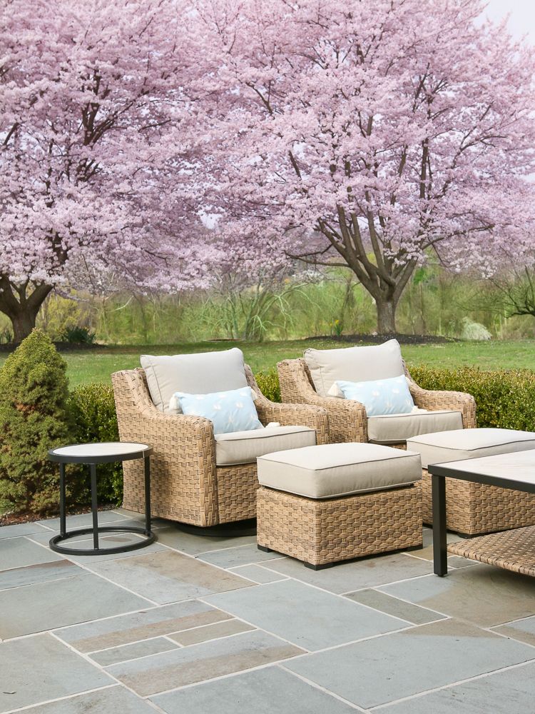 resin wicker patio furniture