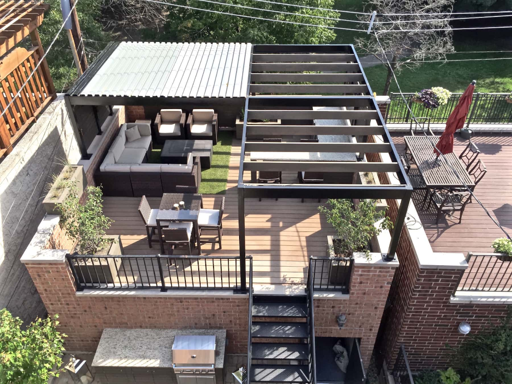 The Beauty of Rooftop Decks: A Paradise in the Sky