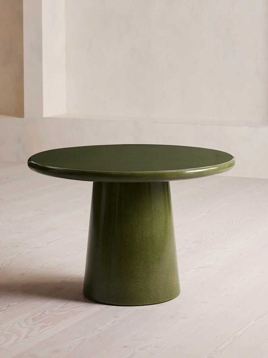 The Beauty of a Circular Garden Table