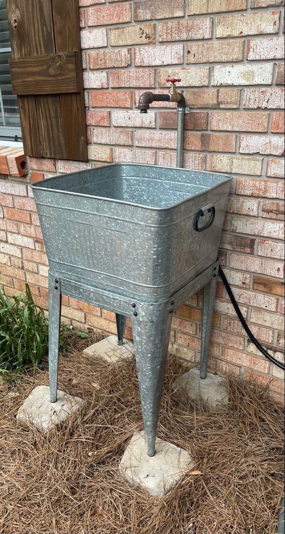 The Benefits of Installing a Garden Sink in Your Outdoor Space