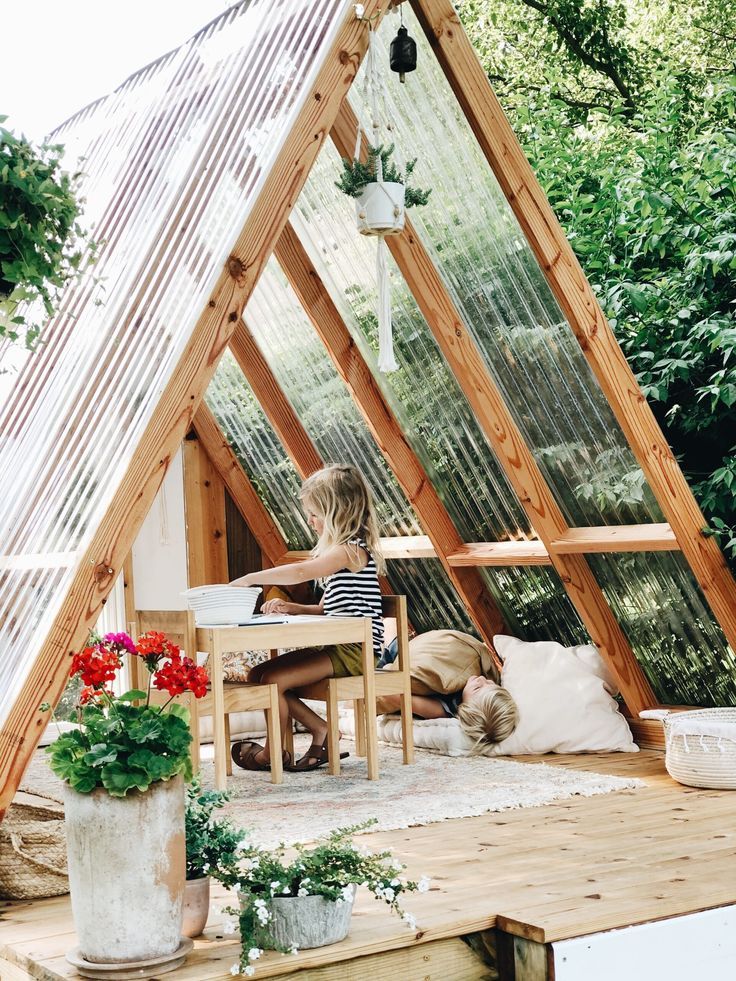 The Charm of Garden Rooms: A Relaxing Escape in Nature