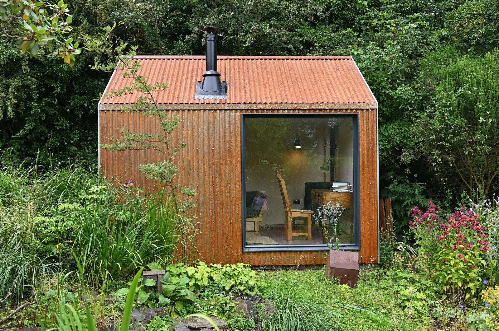 The Durability and Versatility of Metal
Garden Sheds