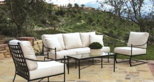 wrought iron outdoor furniture