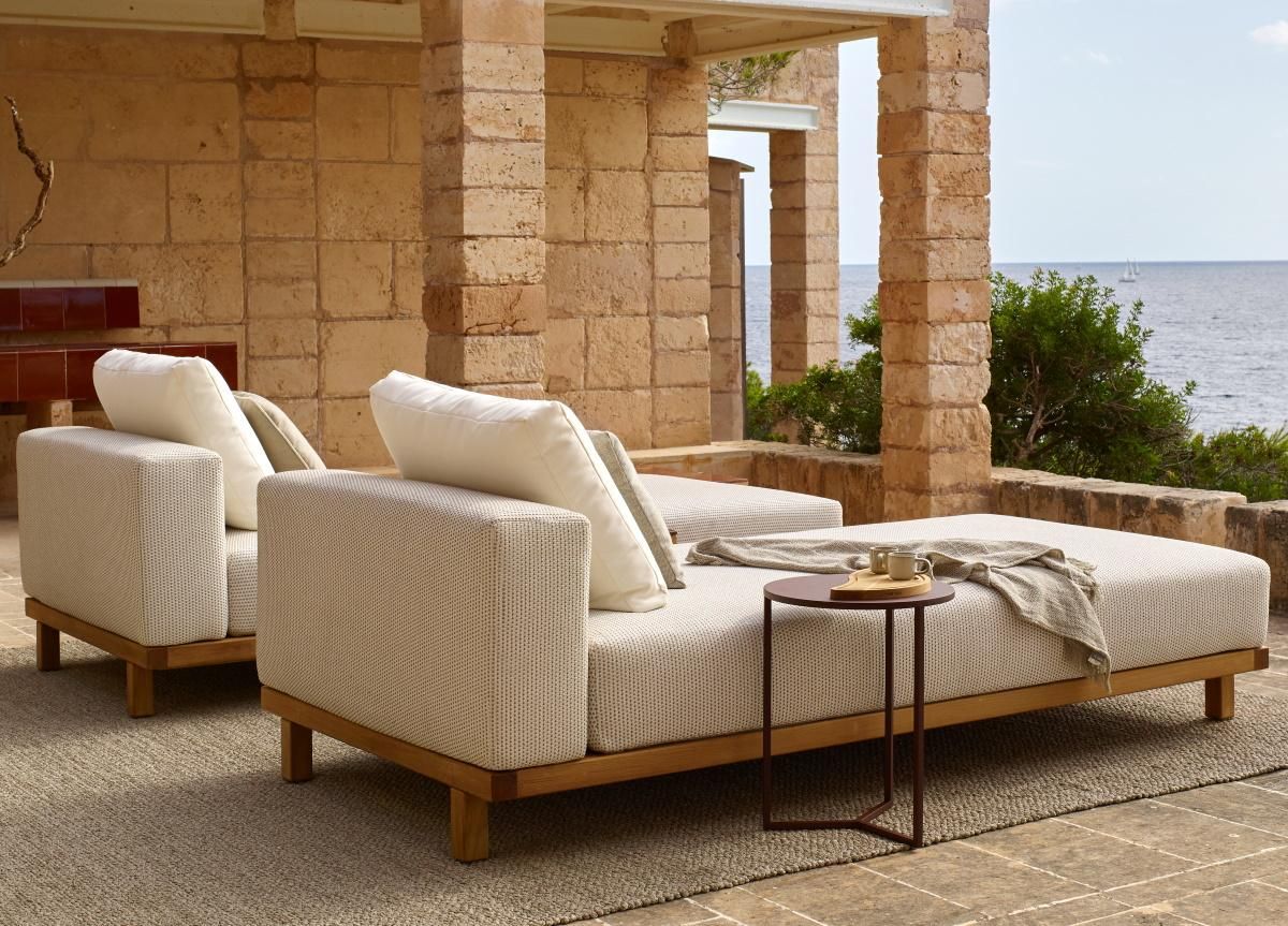 The Latest Garden Furniture Trends: Contemporary Styles for Outdoor Living