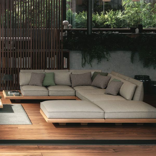 The Perfect Addition to Your Outdoor Living Space: A Stylish and Comfortable Sectional Sofa