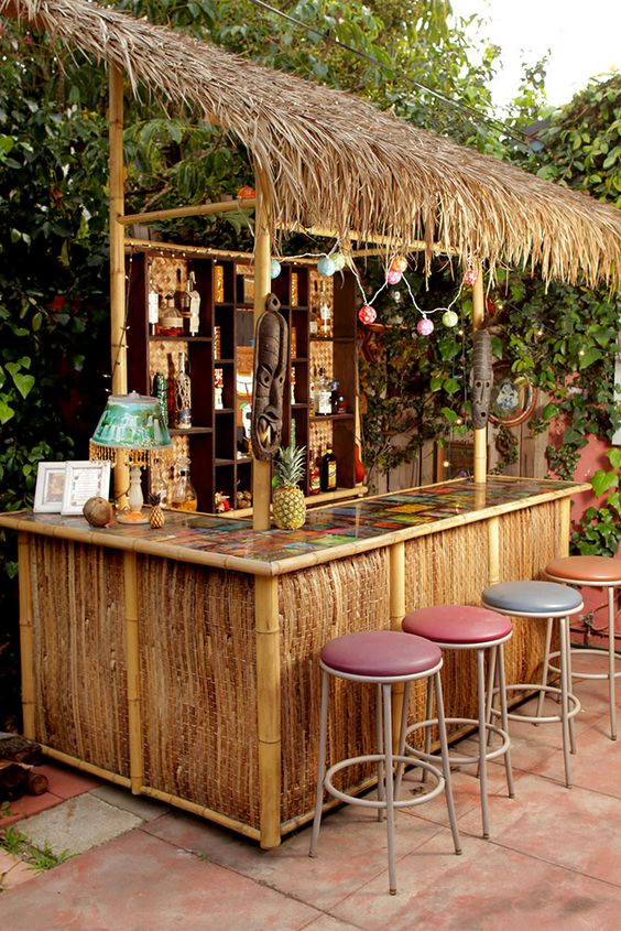 The Ultimate Guide to Creating a Beautiful Outdoor Bar in Your Garden