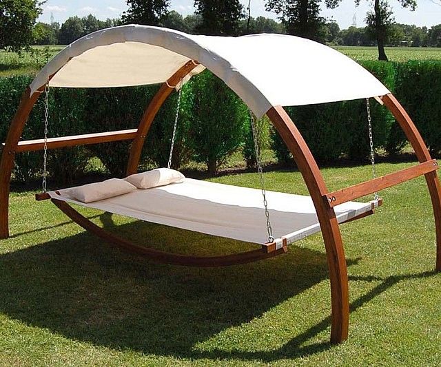 The Ultimate Guide to Outdoor Beds: Enhancing Your Outdoor Living Space