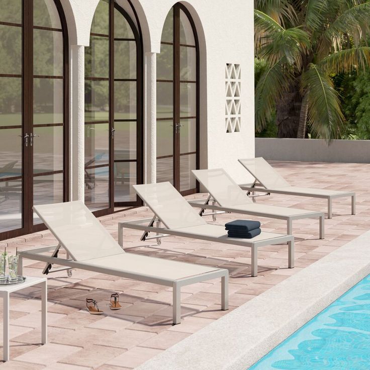 The Ultimate Guide to Patio Chaise Lounge Selection