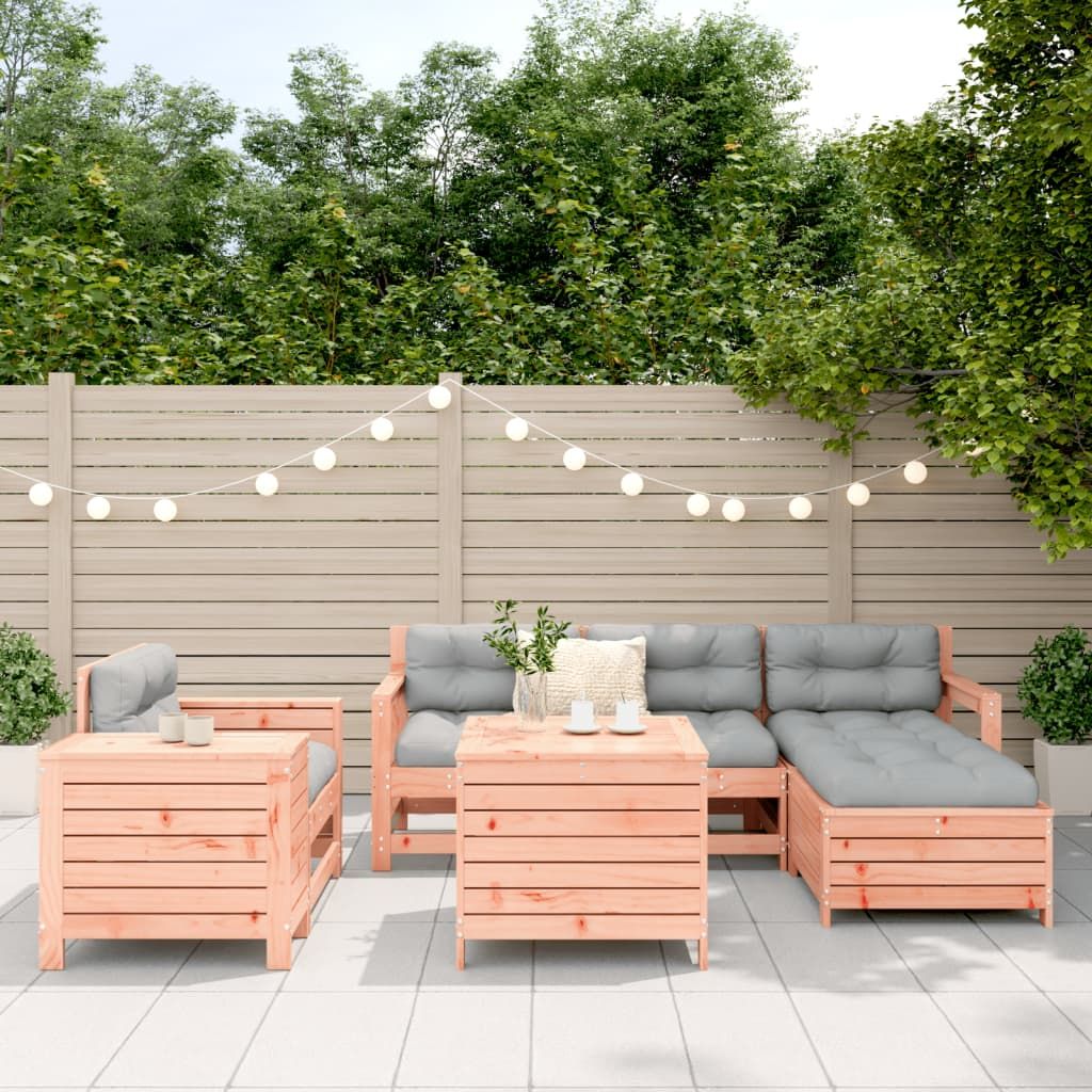 The allure of wooden garden furniture collections