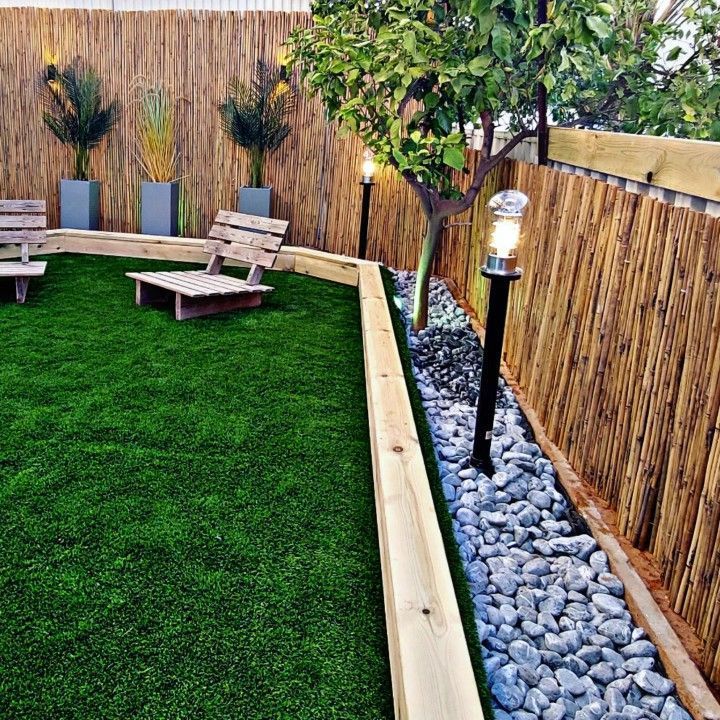 Transforming Your Backyard: Easy Fence-side Landscaping Ideas