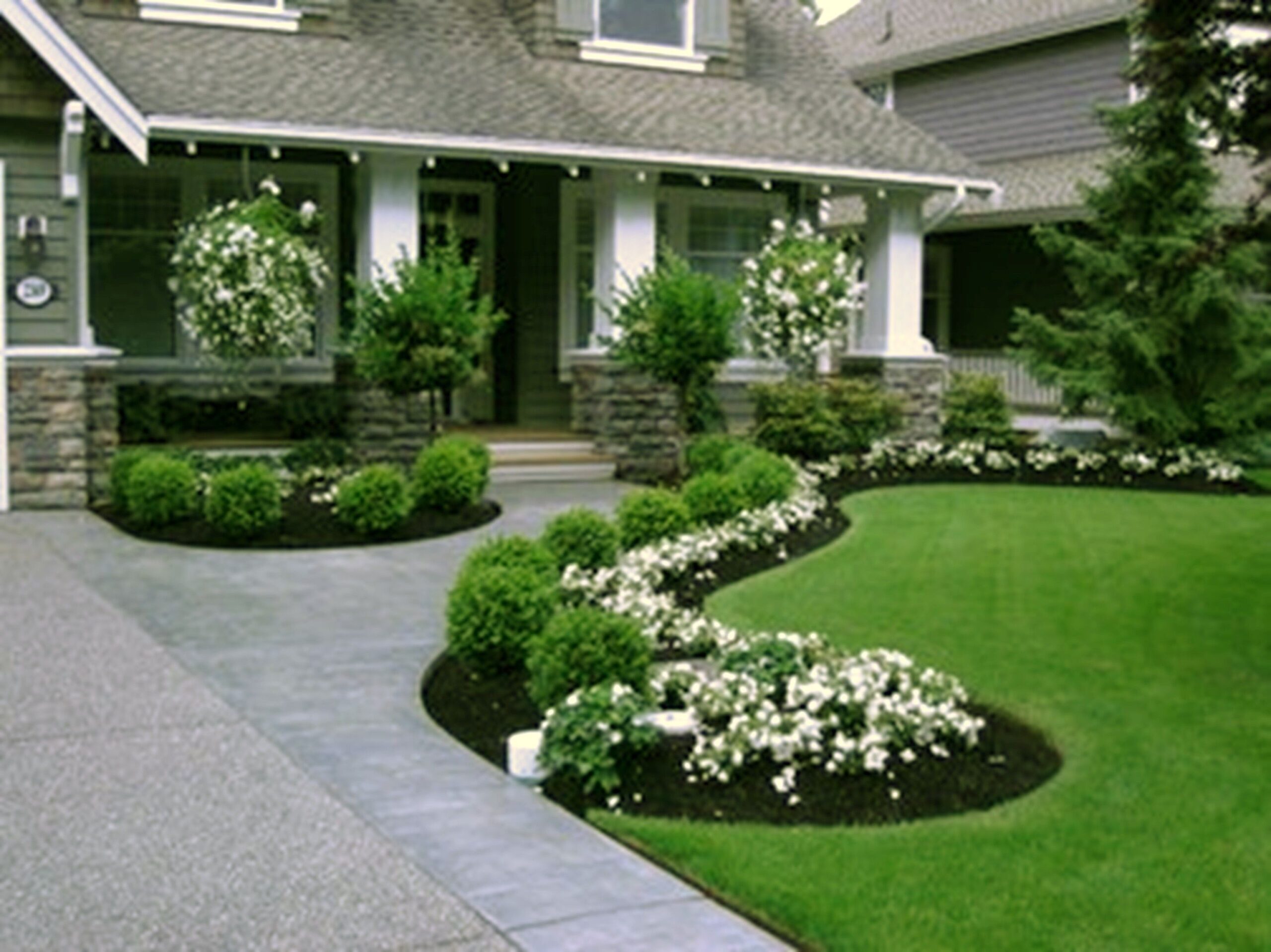 Transforming Your Front Lawn with Beautiful Landscape Designs