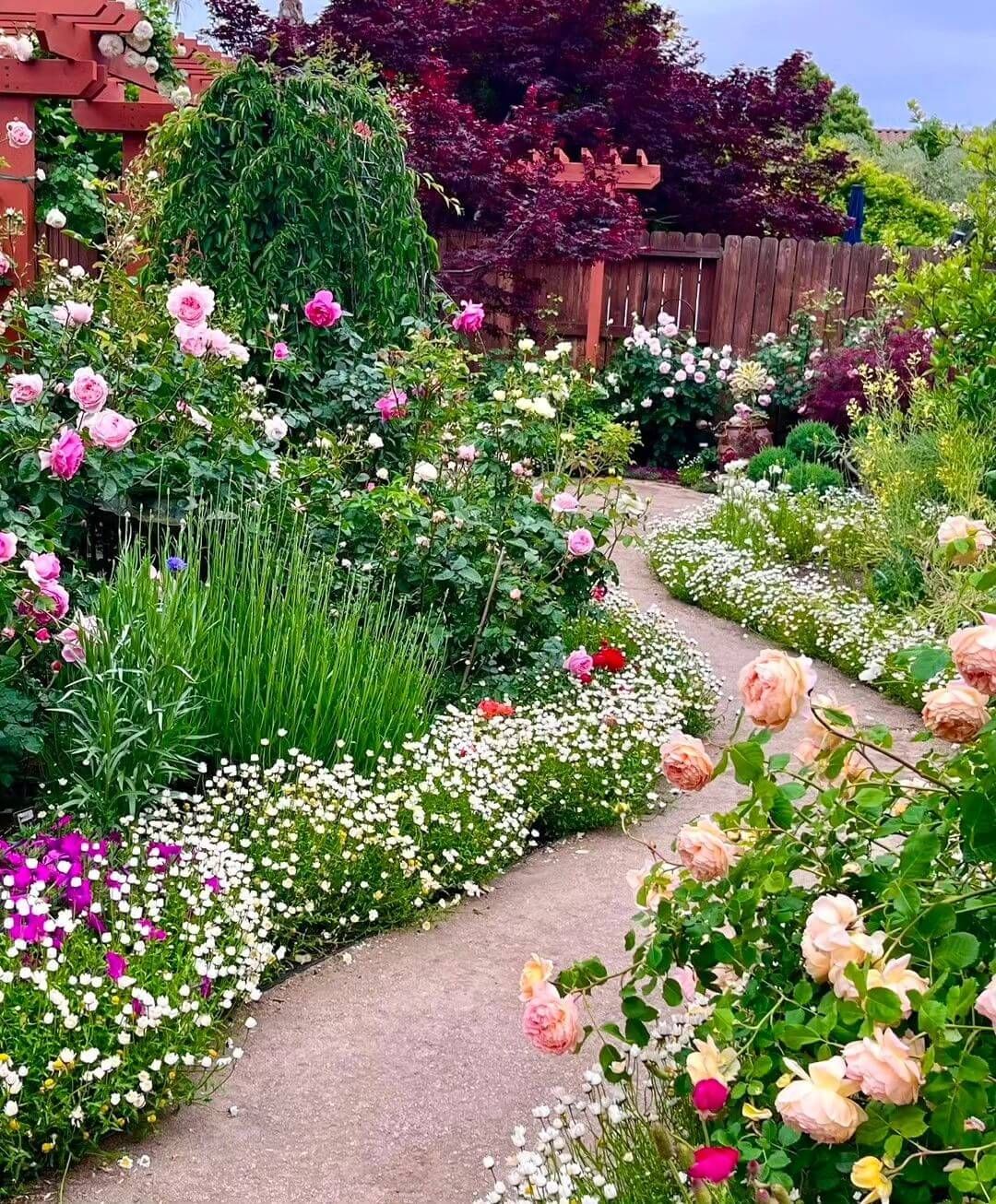 Transforming Your Garden with Beautiful Flower Beds