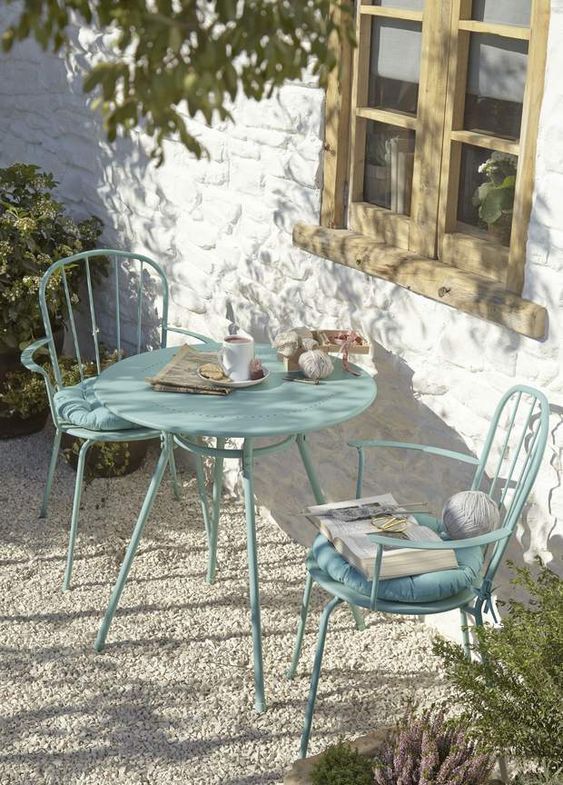 Transforming Your Outdoor Space with Stylish Garden Seats