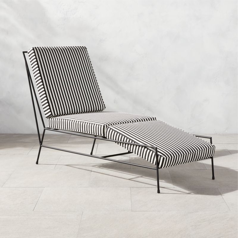 Unwind in Style: The Ultimate Patio Chaise Lounge for Relaxation