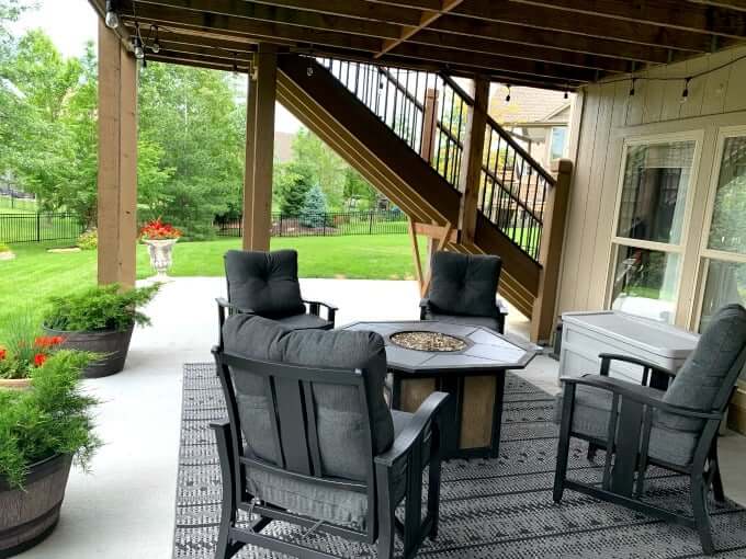 30 Inexpensive & Easy Backyard Patio Ideas on a Budget | Sunny .