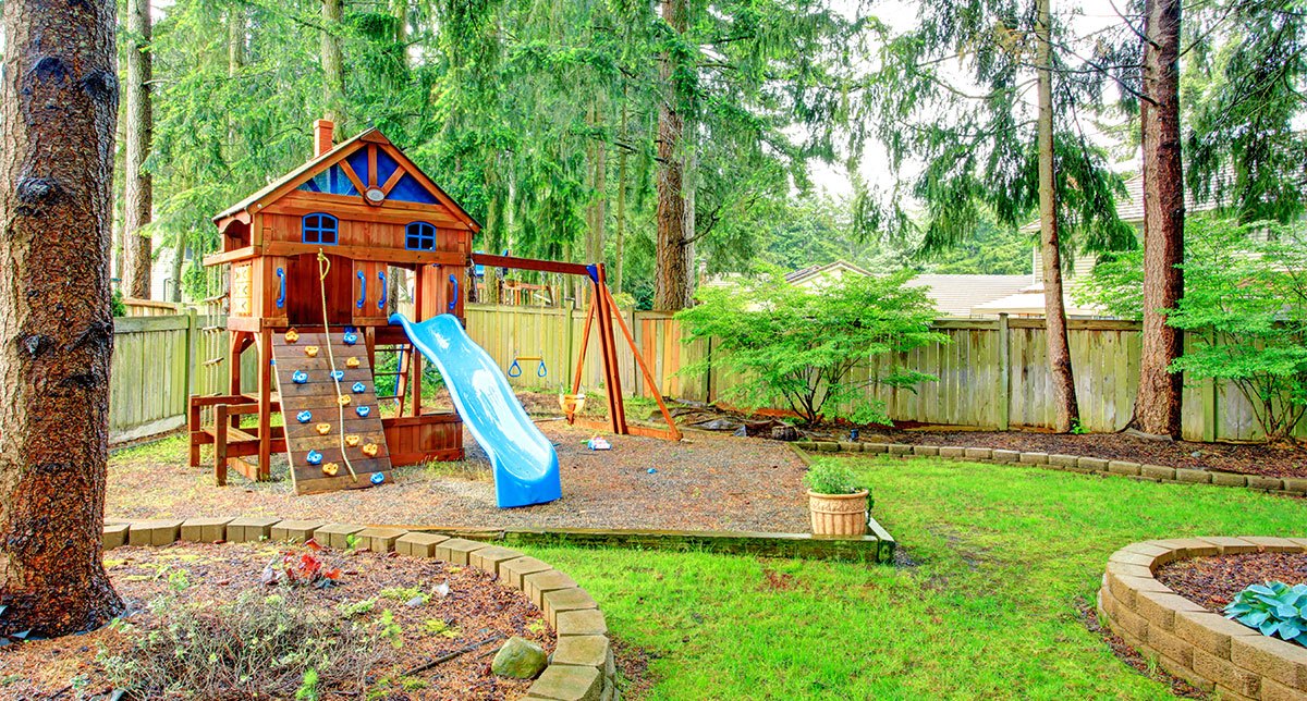 Kid Friendly Backyard Ideas - Paverti