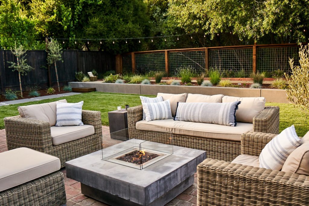 61 Fire Pit Landscaping Ideas Our Designers Love | Yardz