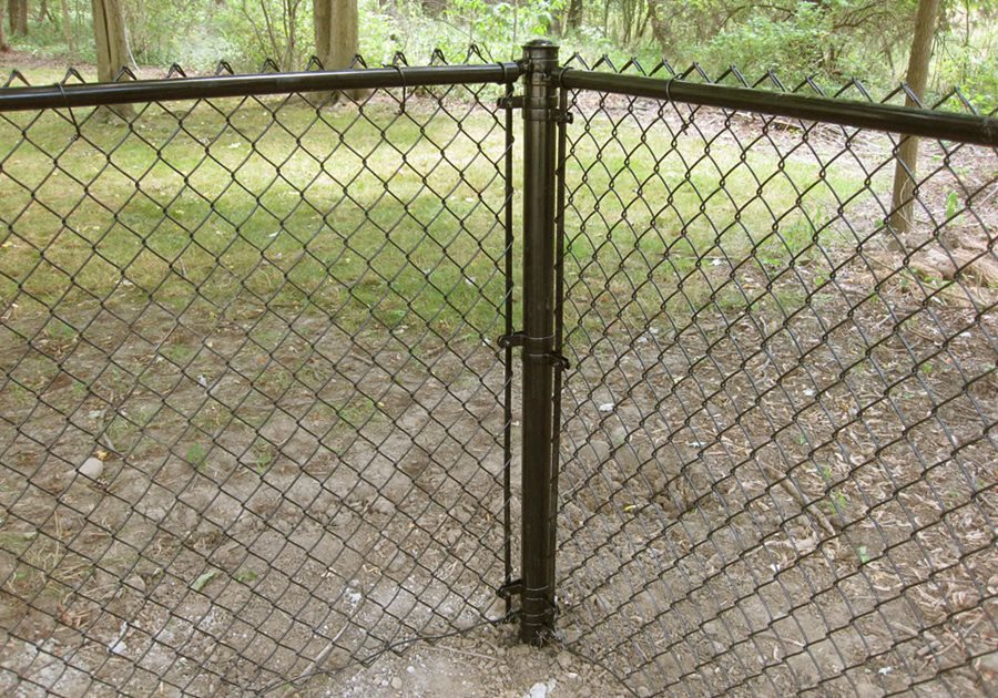 Chain Link Fencing - Landscaping Netwo