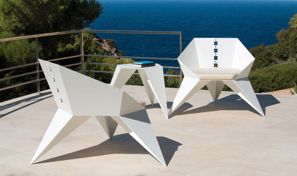 Outside edge: Contemporary styling for your outdoor furniture .