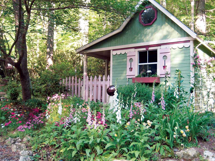 Developing a Cottage Garden | N.C. Cooperative Extensi