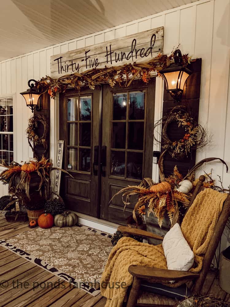 11 Best Cozy Front Porch Ideas for Fall Outdoor Seating Are